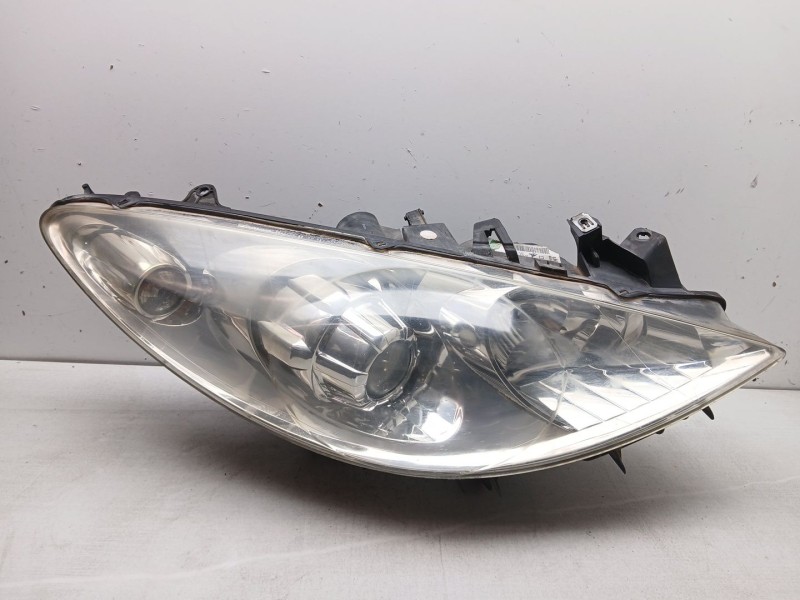 Recambio de faro derecho para peugeot 307 (3a/c) 1.6 hdi referencia OEM IAM 9681832280  