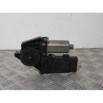 Recambio de motor elevalunas delantero derecho para volkswagen passat berlina (3b3) 1.9 tdi referencia OEM IAM 0130821694  