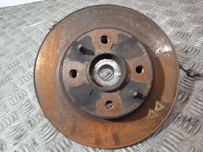 Recambio de mangueta delantera derecha para fiat nuova 500 (150) lounge referencia OEM IAM   