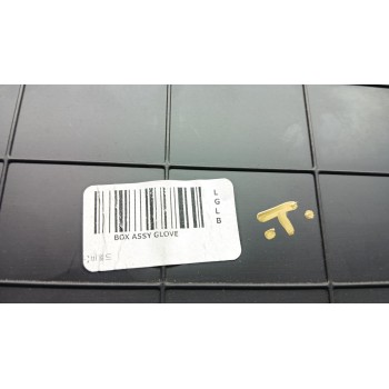 Recambio de guantera para ssangyong korando limited 4x2 referencia OEM IAM 7771A34000LBA  