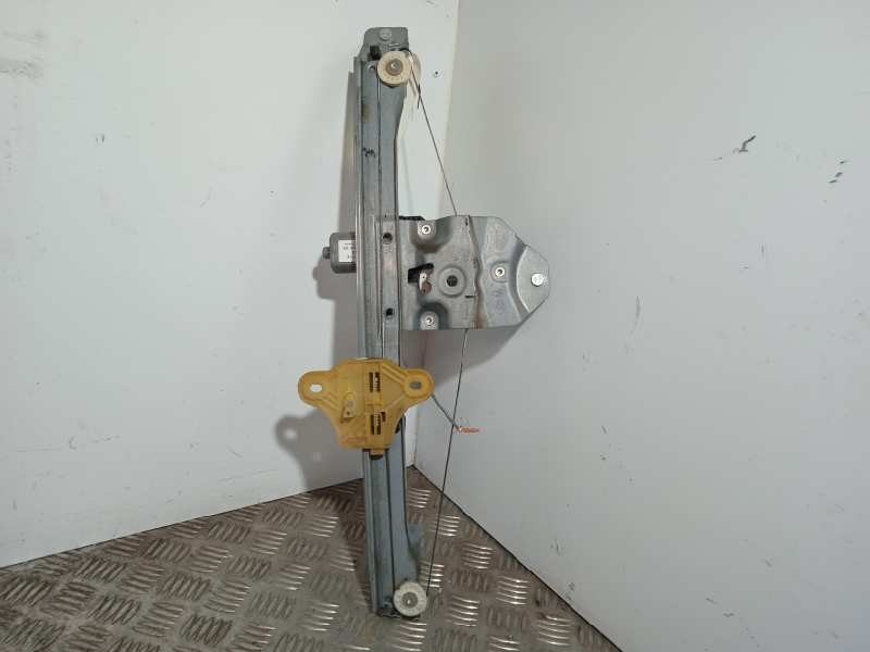 Recambio de elevalunas delantero derecho para renault clio iv technofeel referencia OEM IAM 807205569R  2 CABLES