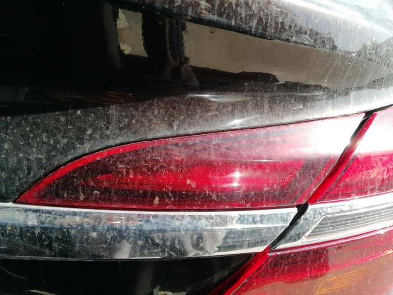 Recambio de piloto trasero derecho interior para opel insignia berlina expression referencia OEM IAM 23135917 2 SERIE 