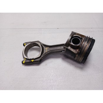 Recambio de piston para opel mokka excellence referencia OEM IAM 0687776302  