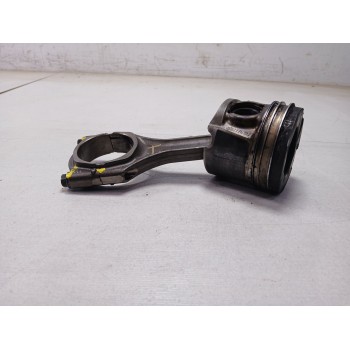 Recambio de piston para opel mokka excellence referencia OEM IAM 0687776302  