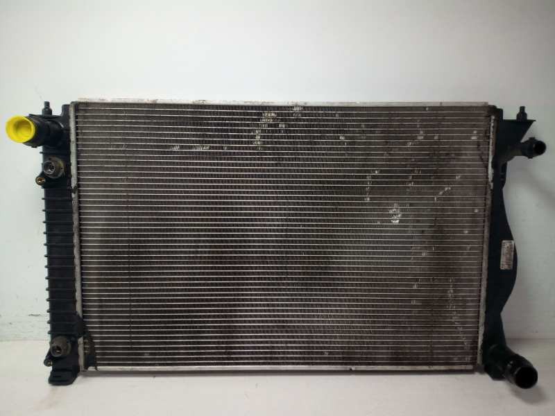 Recambio de radiador agua para audi a6 avant (4f2) 2.8 fsi referencia OEM IAM 4F0121251AF  