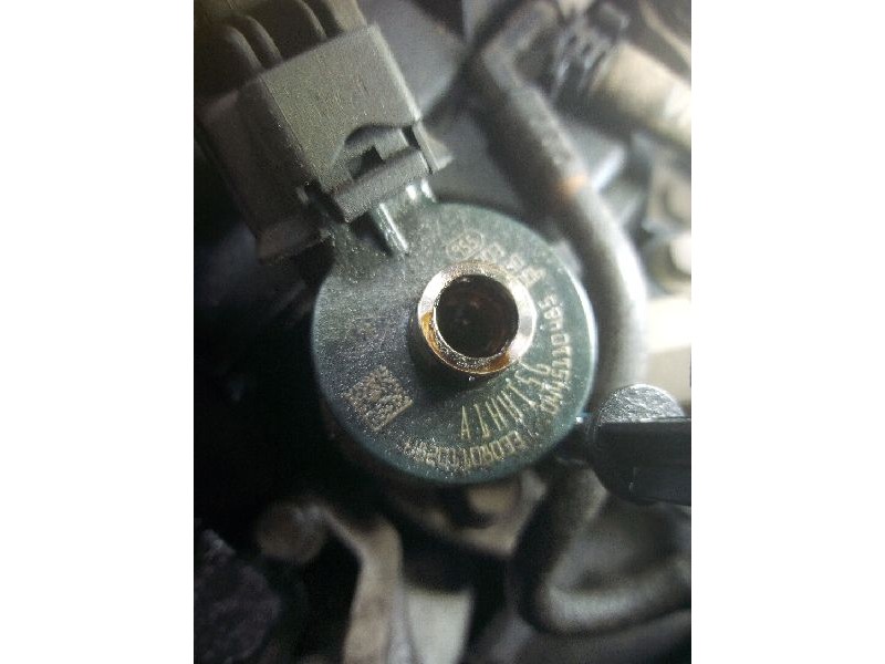 Recambio de inyector para dacia dokker express 1.5 dci diesel fap cat referencia OEM IAM 0445110485  