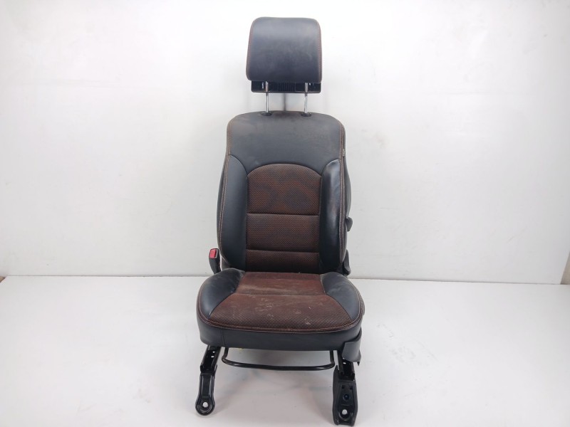 Recambio de asiento delantero izquierdo para ssangyong korando limited 4x2 referencia OEM IAM   