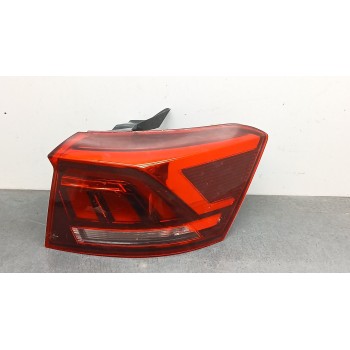 PILOTO TRASERO DERECHO 2ga945096d 