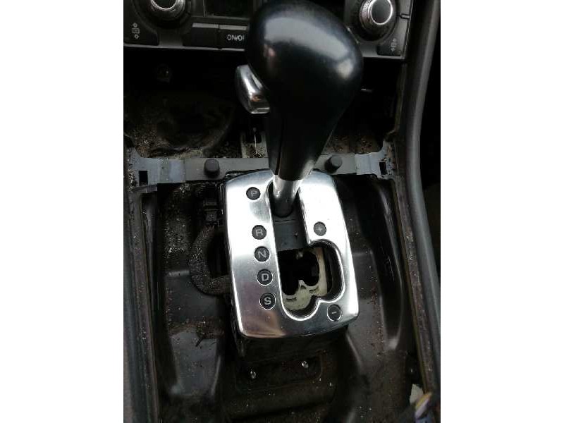 Recambio de palanca cambio para audi a8 (4e2) 3.0 tdi quattro referencia OEM IAM   