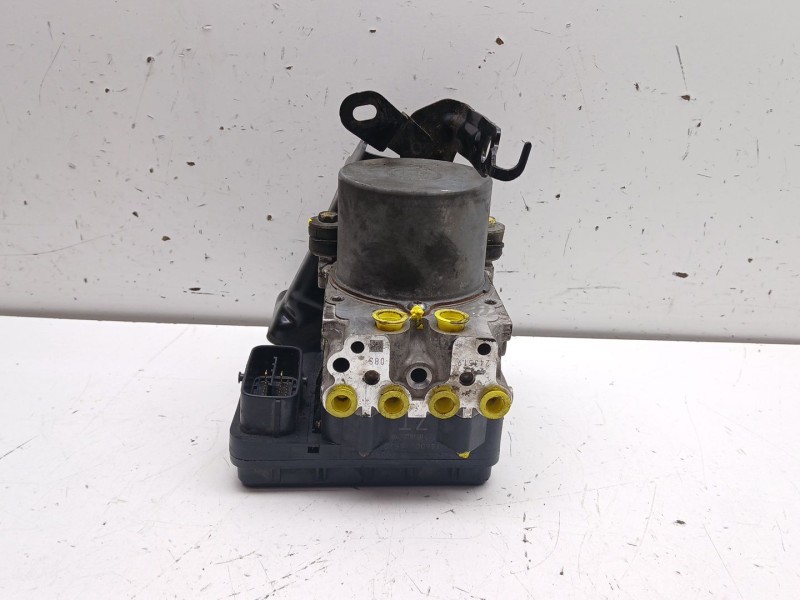 Recambio de abs para mazda 6 station wagon (gj, gl) 2.2 d referencia OEM IAM 1330006520 GMM1437A0 