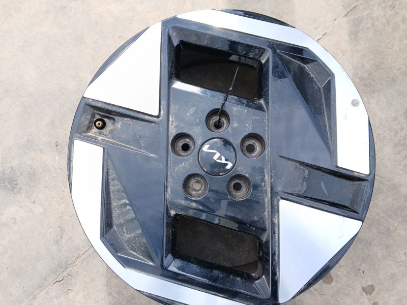 Recambio de llanta para kia ev3 referencia OEM IAM 52910EV100 x1 17 pulgadas