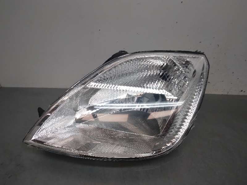 Recambio de faro izquierdo para ford fiesta (cbk) referencia OEM IAM 1320349 NUEVO 02-05