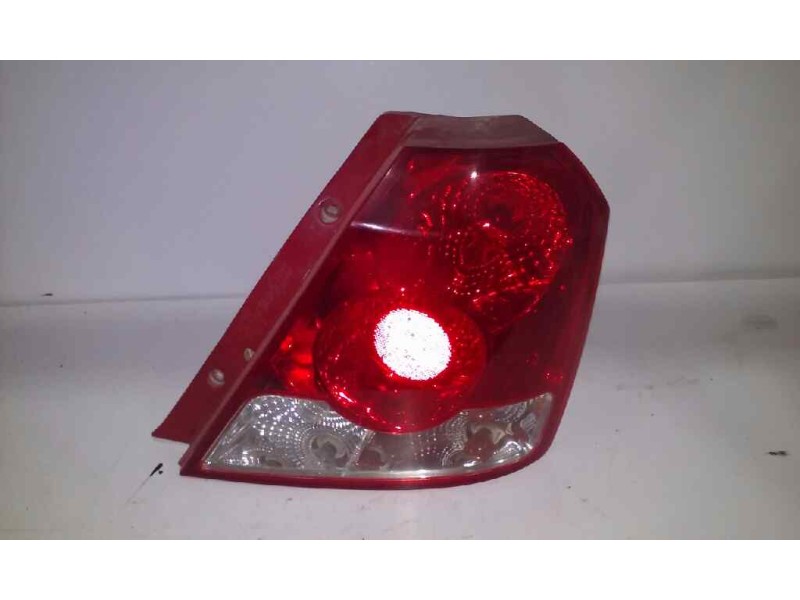 Recambio de piloto trasero derecho para daewoo kalos 1.4 cat referencia OEM IAM   5P