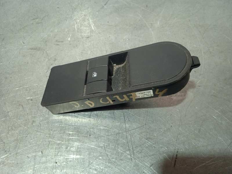 Recambio de mando elevalunas delantero derecho para opel astra h ber. cosmo referencia OEM IAM 13228709 FICHA TOCADA 