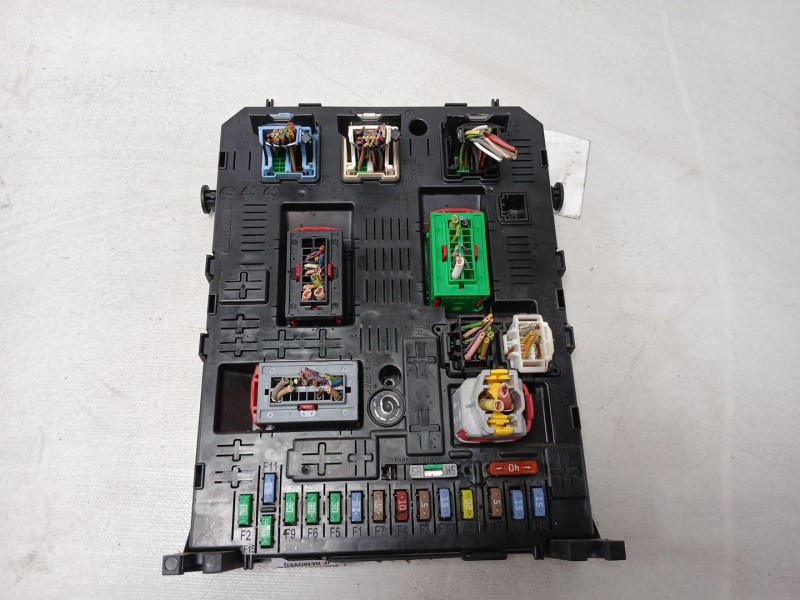 Recambio de centralita bsi para citroën c4 grand picasso avatar referencia OEM IAM 9664059080  