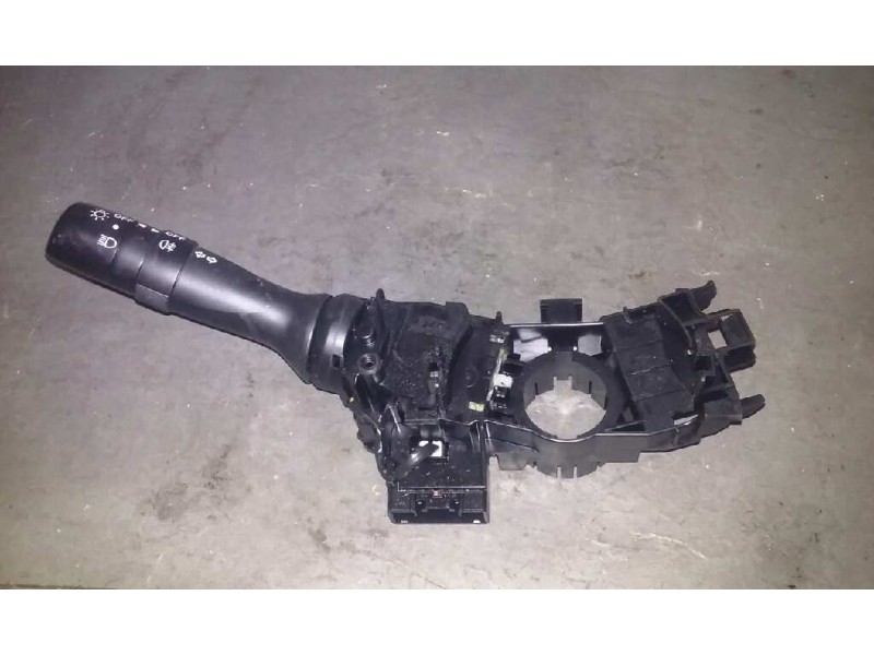 Recambio de mando intermitentes para toyota aygo (kgb/wnb) 1.0 cat referencia OEM IAM   