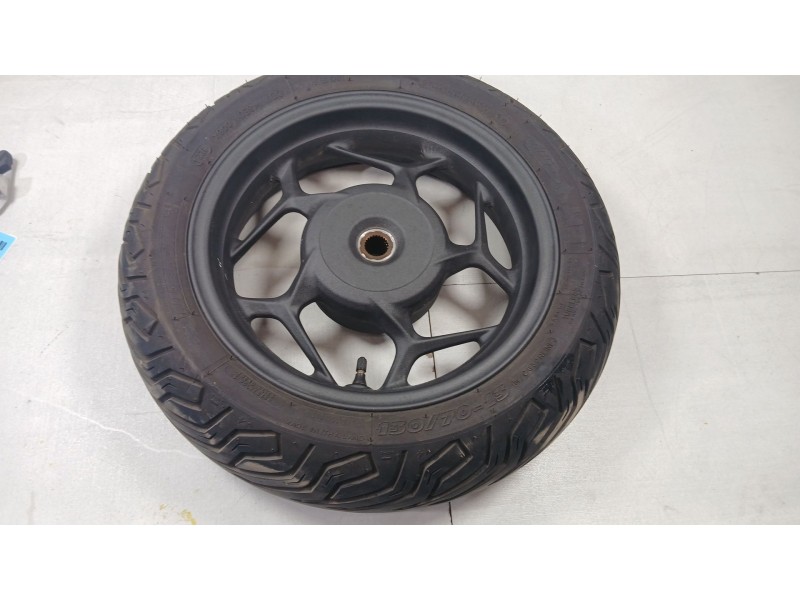 Recambio de llanta para honda pcx pcx 125 (jk05) referencia OEM IAM  TRASERA 