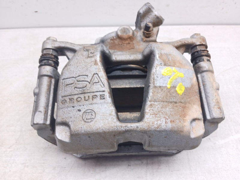 Recambio de pinza freno delantera izquierda para peugeot 3008 iii hybrid motor hn09 referencia OEM IAM   