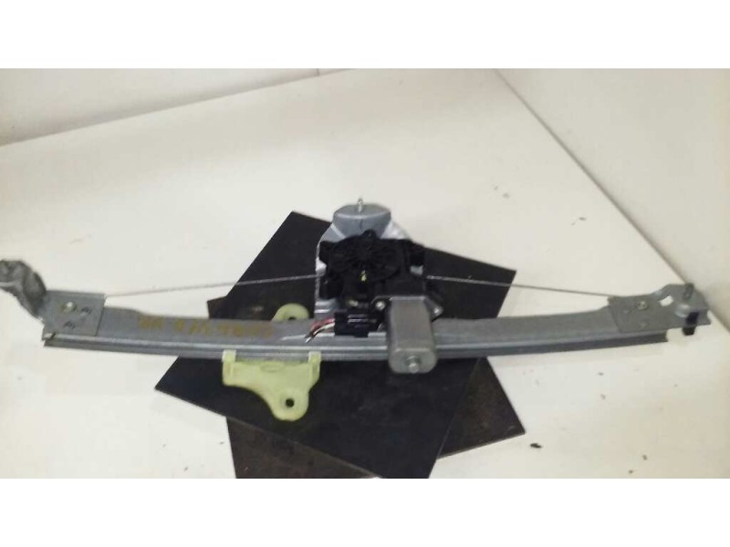 Recambio de elevalunas delantero derecho para renault captur luxe referencia OEM IAM   2 PINS