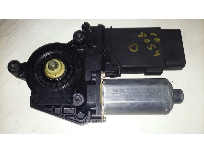 Recambio de motor elevalunas delantero derecho para volkswagen passat berlina (3b2) berlina referencia OEM IAM 0130821694  