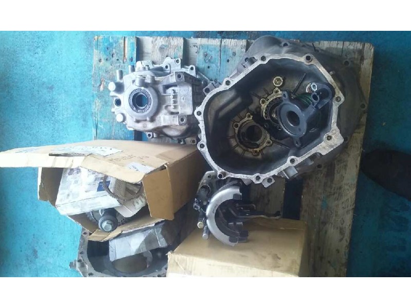 Recambio de caja cambios para mercedes-benz vito (w638) caja cerrada referencia OEM IAM 716652  PARA PIEZAS