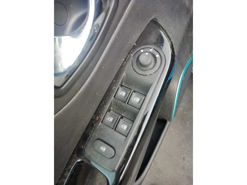 Recambio de mando elevalunas delantero izquierdo para renault captur zen referencia OEM IAM 254113300R 254118722R 254298400R