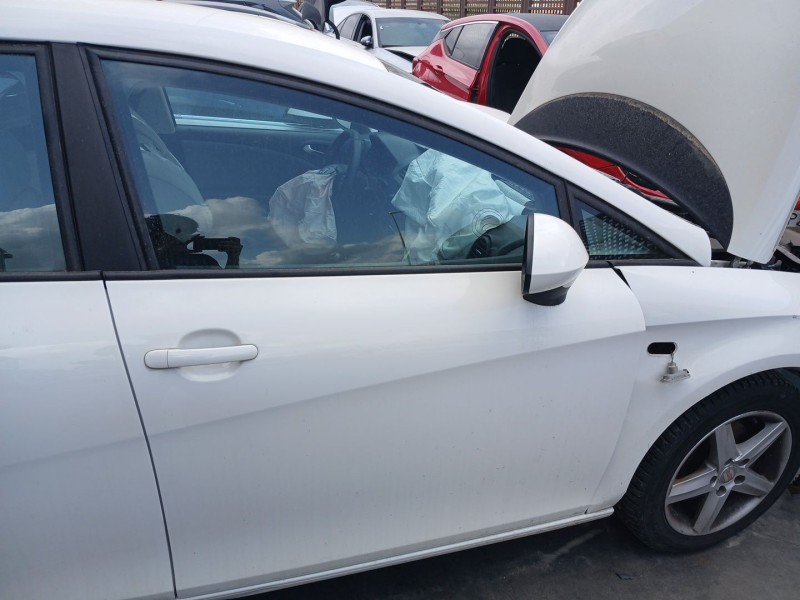 Recambio de puerta delantera derecha para seat leon (1p1) 1.6 referencia OEM IAM   