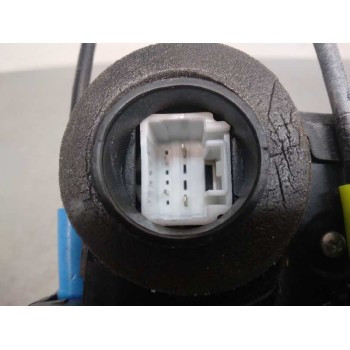 Recambio de cerradura puerta trasera derecha para toyota auris hybrid active referencia OEM IAM  4 PINES 