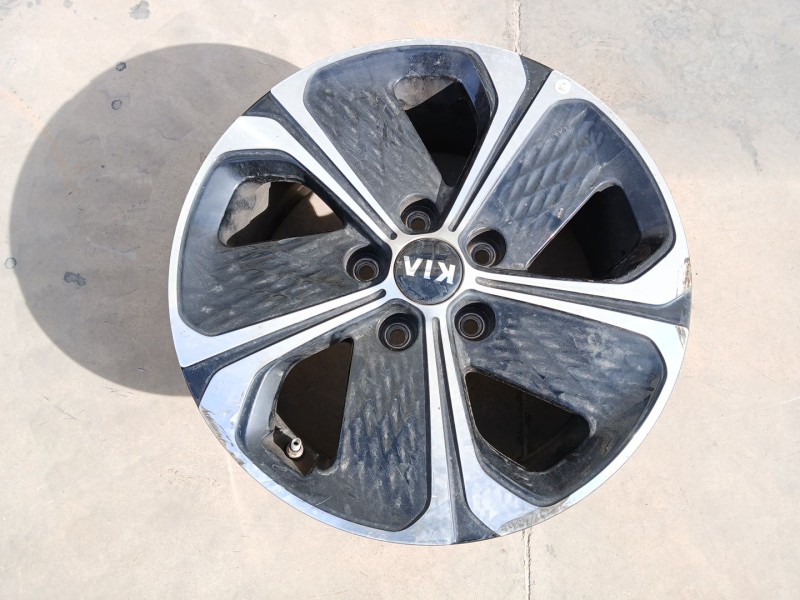 Recambio de llanta para kia xceed (cd) 1.6 gdi hybrid referencia OEM IAM 65JX16H2 ET40. x1 52910CR200