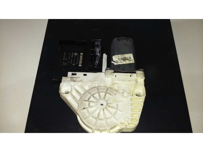 Recambio de motor elevalunas delantero derecho para volkswagen passat variant (3c5) advance referencia OEM IAM 1K0959792L  