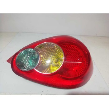 PILOTO TRASERO DERECHO 815500H020 815500H020 