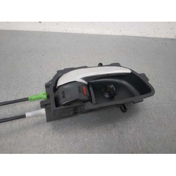 Recambio de cerradura puerta trasera derecha para toyota auris hybrid active referencia OEM IAM  4 PINES 