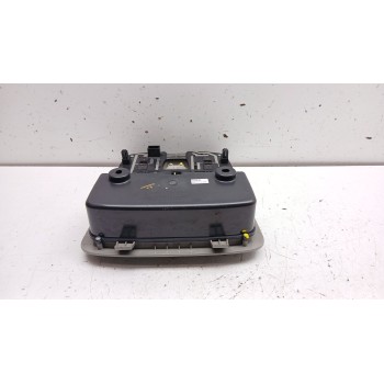 Recambio de luz interior para ssangyong korando limited 4x2 referencia OEM IAM 7767034000  