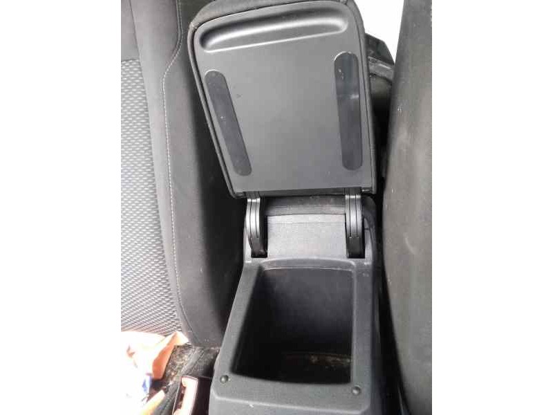 Recambio de apoyabrazos central para volkswagen golf vii lim. (bq1) advance referencia OEM IAM  CONSOLA COMPLETA 