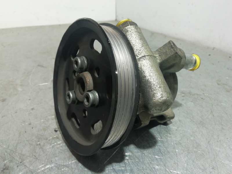 Recambio de bomba direccion para volkswagen polo berlina (6n1) básico referencia OEM IAM 6N0422154A 5 CANALES 12 CM POLEA