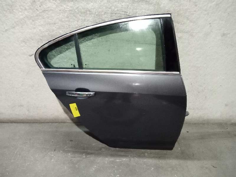 Recambio de puerta trasera derecha para opel insignia berlina cosmo referencia OEM IAM 128208  