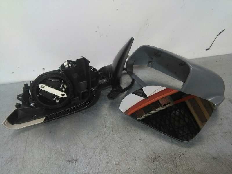 Recambio de retrovisor izquierdo para skoda octavia berlina (1z3) referencia OEM IAM  NUEVO 6 PINS 04--09