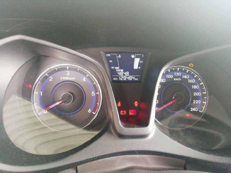 Recambio de cuadro instrumentos para hyundai ix20 sle blue referencia OEM IAM   