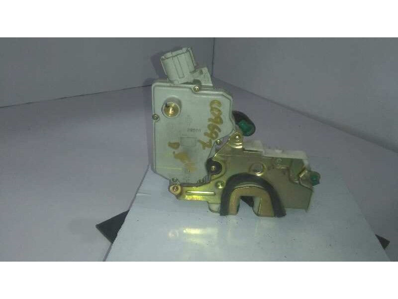 Recambio de cerradura puerta delantera derecha para nissan primera berlina (p11) básico referencia OEM IAM   5P 6 PINS