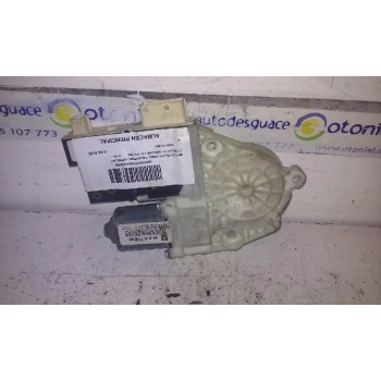 MOTOR ELEVALUNAS DELANTERO DERECHO 9681574880 2 FICHAS BLANCAS 