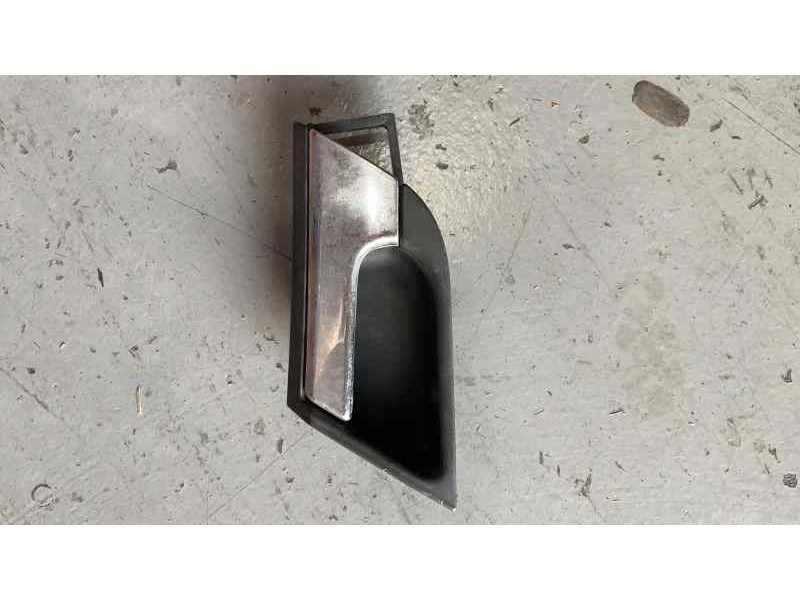 Recambio de maneta interior trasera izquierda para chevrolet aveo 1.2 cat referencia OEM IAM SWT200403 CROMADO CON DESGASTE 