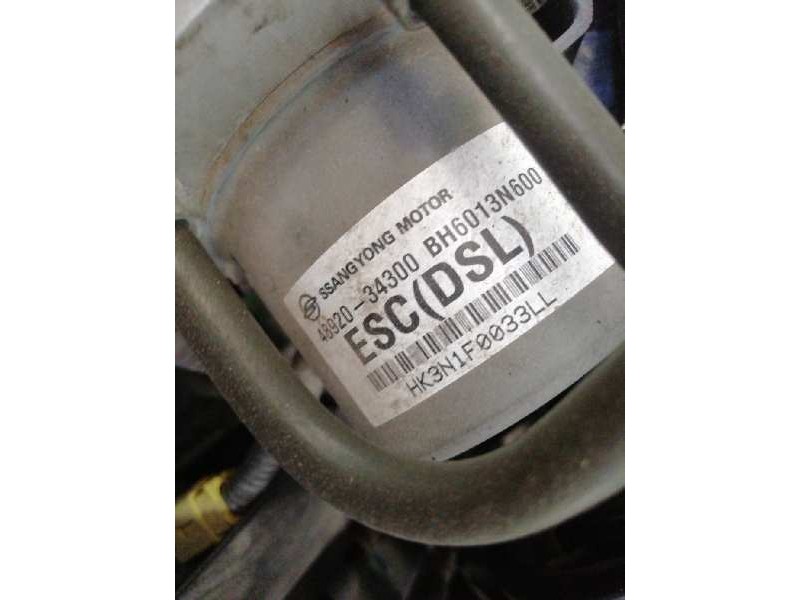 Recambio de abs para ssangyong korando limited 4x2 referencia OEM IAM 4892034300  