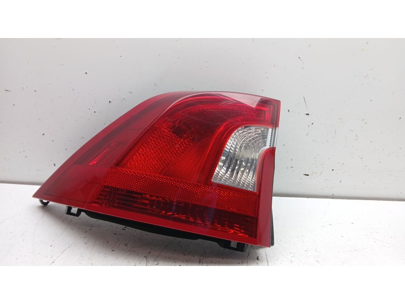 Recambio de piloto trasero izquierdo para volvo s60 ii (134) d3 referencia OEM IAM 31395930 30796267 