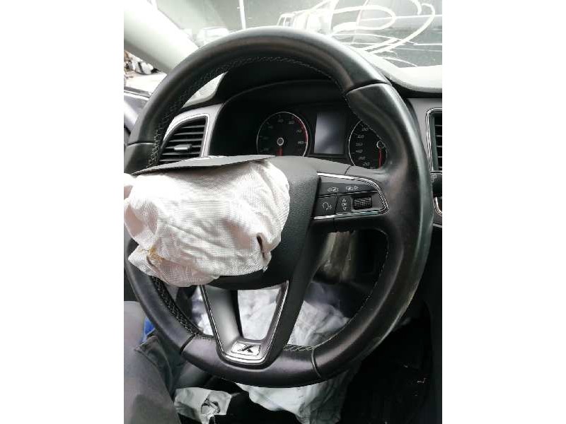 Recambio de volante para seat leon (5f1) xcellence plus referencia OEM IAM  CUPRA 