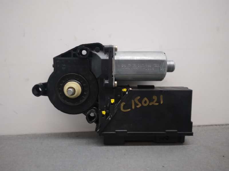 Recambio de motor elevalunas trasero izquierdo para volkswagen touareg (7la) tdi r5 referencia OEM IAM 7L0959795 0130821765 