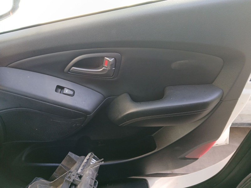 Recambio de guarnecido puerta delantera derecha para hyundai ix35 (lm, el, elh) 1.7 crdi referencia OEM IAM   