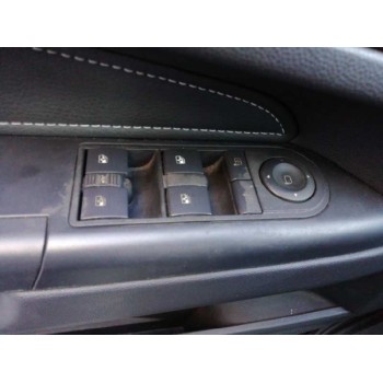 MANDO ELEVALUNAS DELANTERO IZQUIERDO 13208204 DE 4 