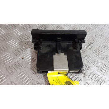 Recambio de pantalla multifuncion para volvo s40 berlina 1.6 d kinetic referencia OEM IAM 30679647  