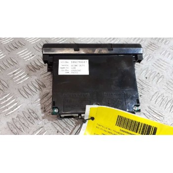 Recambio de pantalla multifuncion para volvo s40 berlina 1.6 d kinetic referencia OEM IAM 30679647  