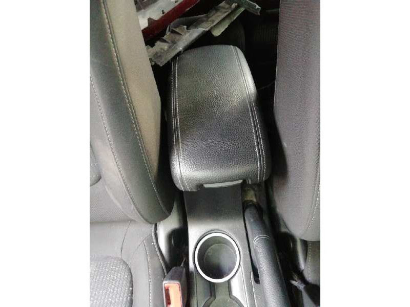 Recambio de apoyabrazos central para kia stonic (ybcuv) drive referencia OEM IAM   